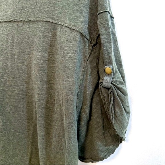 WE THE FREE collared short sleeve t-shirt - Picture 4 of 4